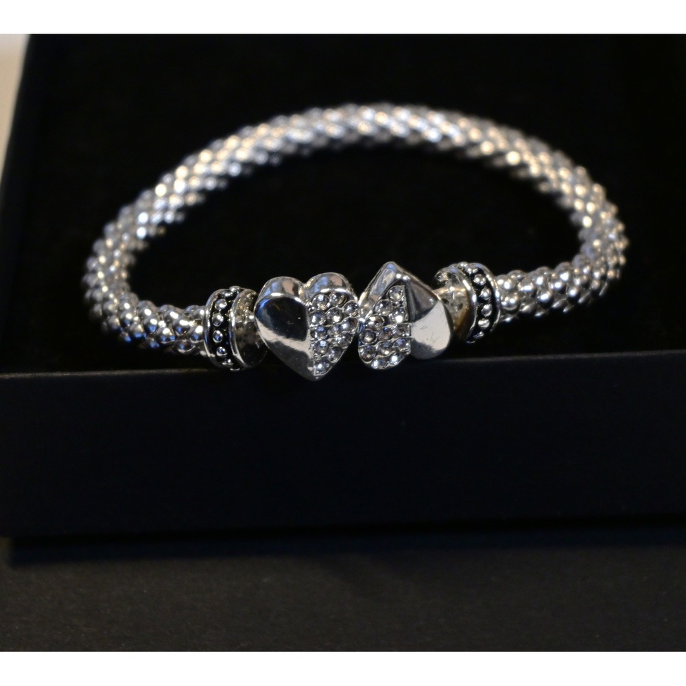 Unbranded Heart Charm Stretch‎ Bracelet